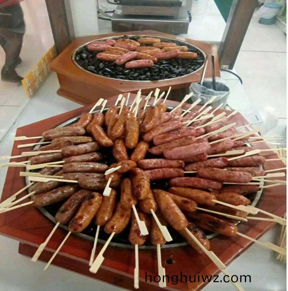 漢伯尅石鍋烤腸在廣州萬勝廣場倍受歡迎(ying)